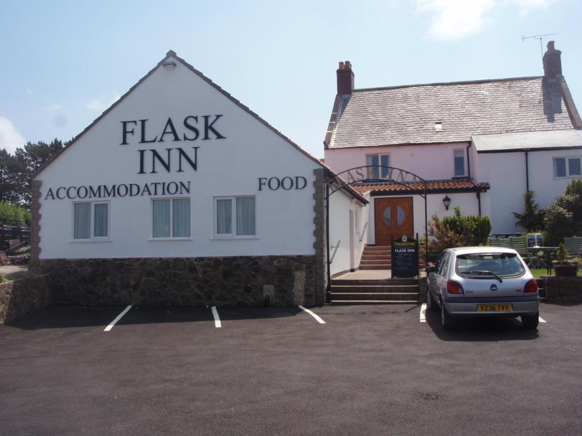 The Flask Inn Robin Hood's Bay Esterno foto